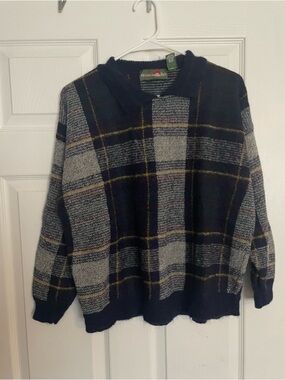 Vintage Outback Red Wool Blend Mens size Small Plaid Crewneck Sweater w Collar